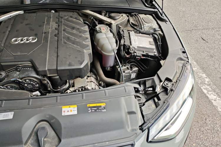Used Audi A4 2022 Avant 40 TFSI Fashion Dynamic Model Engine Bay Left