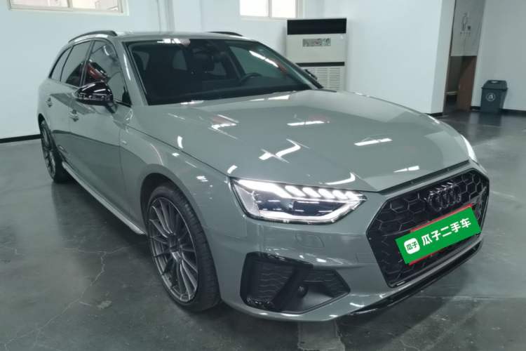Used Audi A4 2022 Avant 40 TFSI Fashion Dynamic Model Front Right 45 Deg