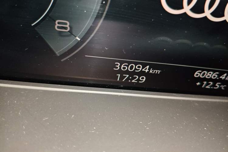 Used Audi A4 2022 Avant 40 TFSI Fashion Dynamic Model Odometer Close Up