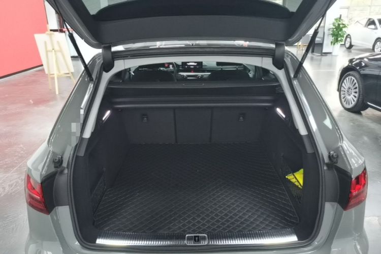 Used Audi A4 2022 Avant 40 TFSI Fashion Dynamic Model Trunk