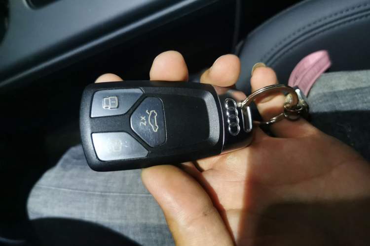 Used Audi A4 2022 allroad quattro Vehicle Key