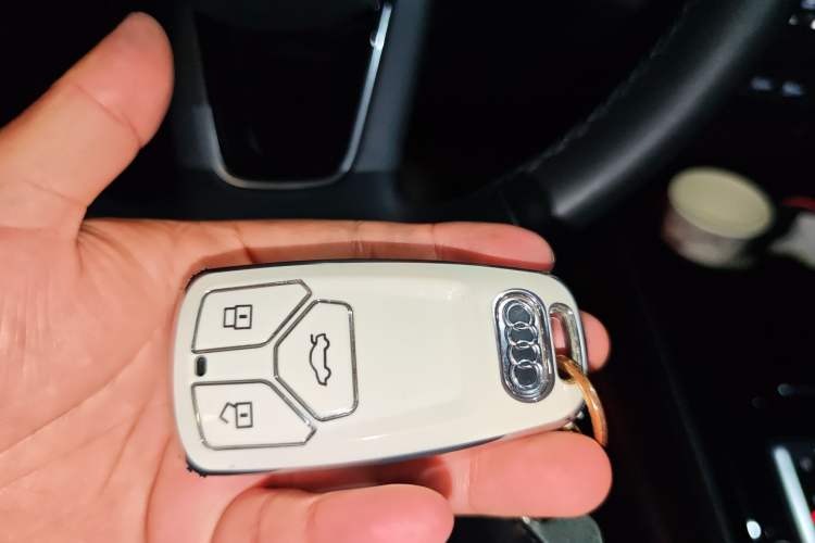 Used Audi A4 2023 allroad quattro Vehicle Key