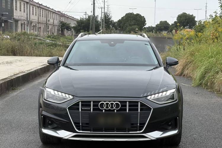 Used Audi A4 2023 allroad quattro Exterior 1