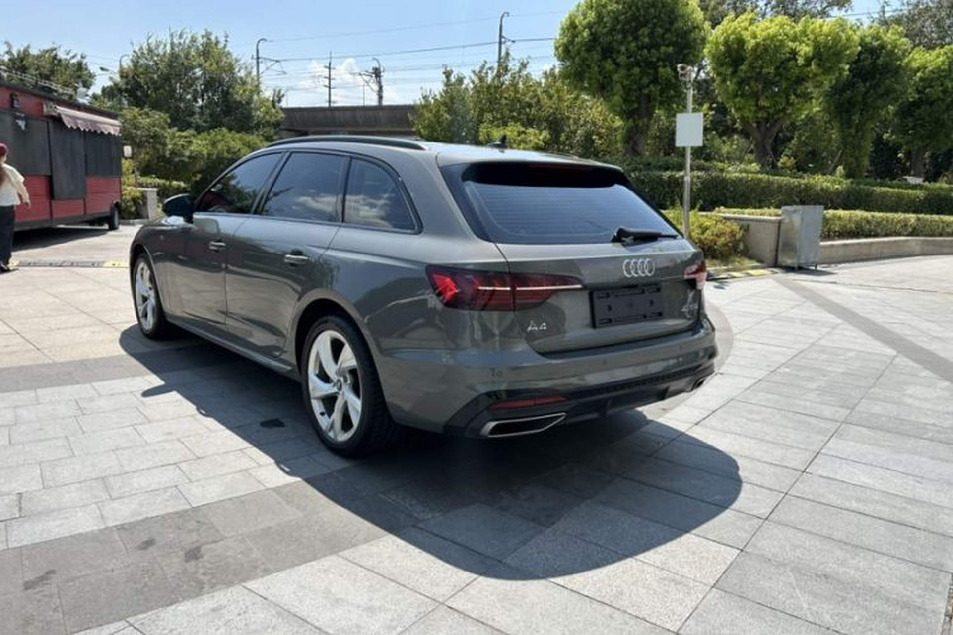 Used Audi A4 2023 Avant 40 TFSI Fashionable and Dynamic Model Exterior 4