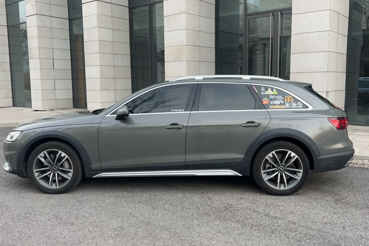 Used Audi A4 2023 allroad quattro Exterior 5