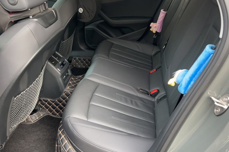Used Audi A4 2023 allroad quattro Interior 1