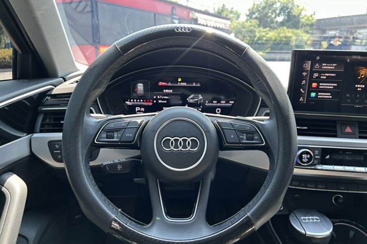 Used Audi A4 2023 Avant 40 TFSI Fashionable and Dynamic Model Interior 2