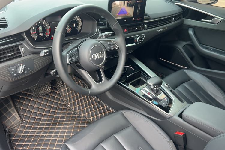 Used Audi A4 2023 allroad quattro Interior 3