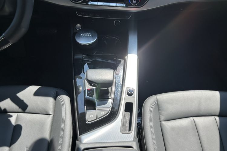 Used Audi A4 2023 Avant 40 TFSI Fashionable and Dynamic Model Interior 4