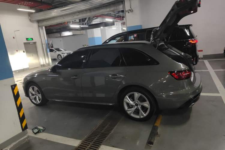 Used Audi A4 2023 Avant 40 TFSI Fashionable and Dynamic Model Left Side