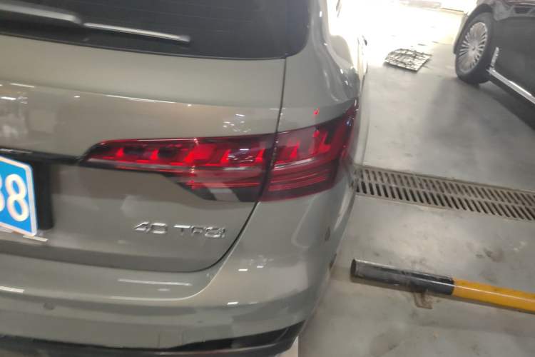 Used Audi A4 2023 Avant 40 TFSI Fashionable and Dynamic Model Right Rear Taillight