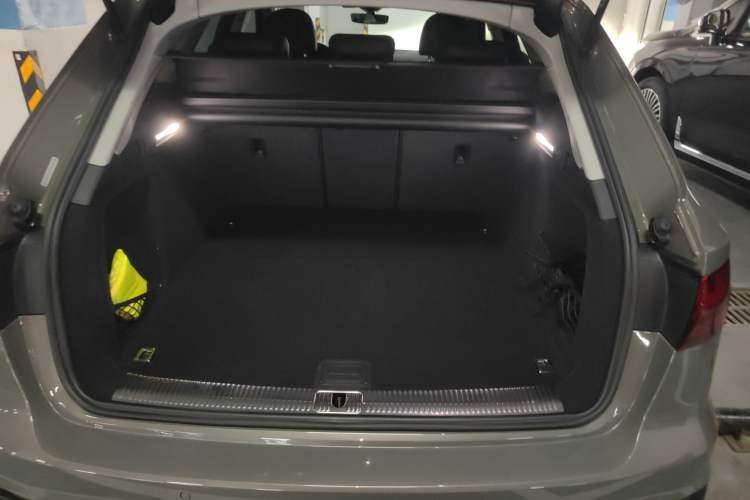 Used Audi A4 2023 Avant 40 TFSI Fashionable and Dynamic Model Trunk