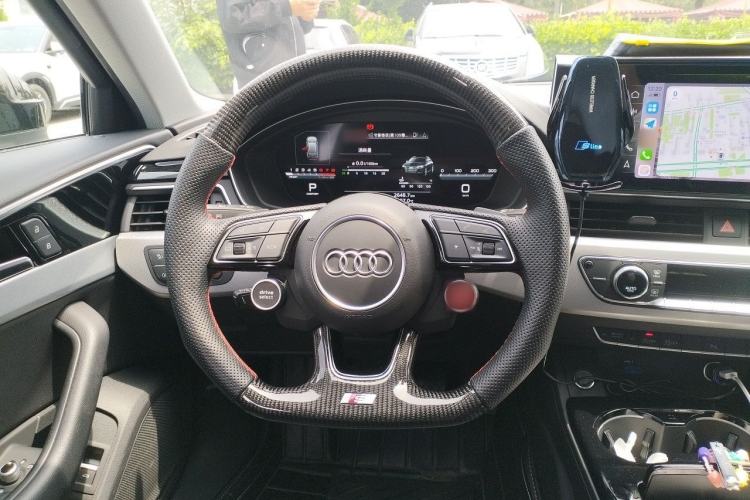 Used Audi A4 2023 Avant 40 TFSI Fashionable and Dynamic Model Steering Wheel