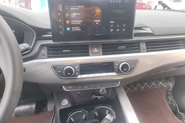 Used Audi A4 2024 Avant 40 TFSI Fashion Sport Model Audio And AC Panel