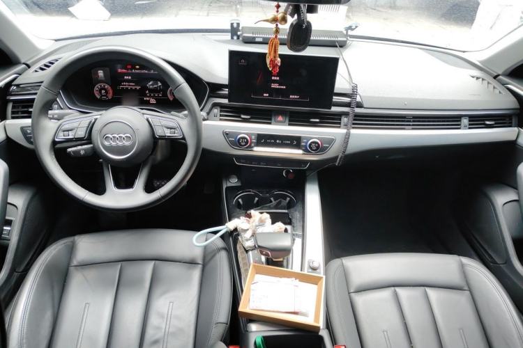 Used Audi A4 2024 Avant 40 TFSI Fashion Sport Model Center Console
