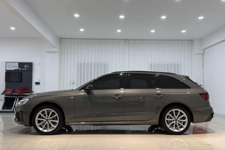 Used Audi A4 2024 Avant 40 TFSI Fashion Sport Model Exterior 2