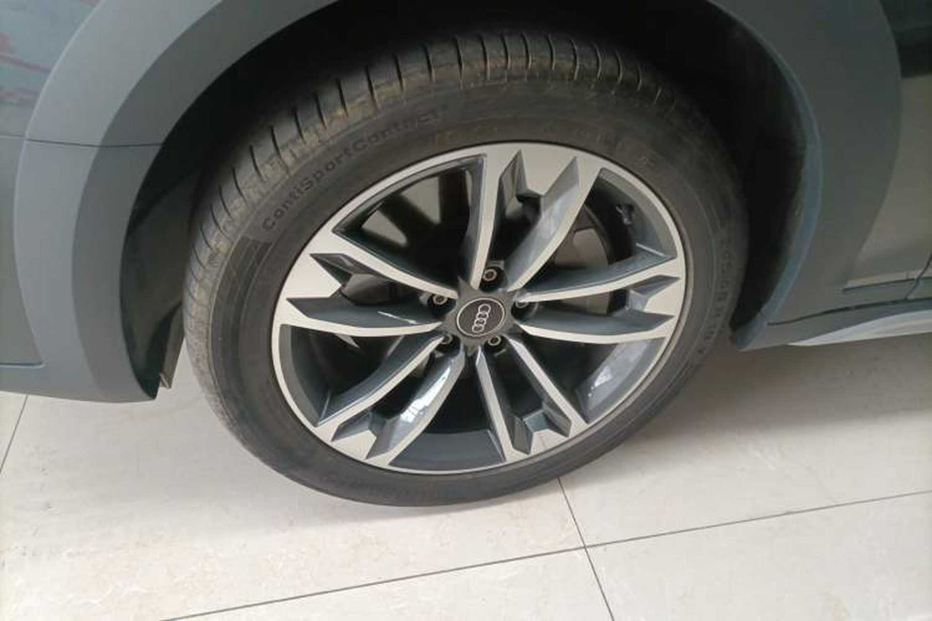Used Audi A4 2024 allroad quattro 45 TFSI Left Front Wheel Hub