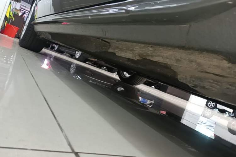 Used Audi A4 2024 Avant 40 TFSI Fashion Sport Model Right Side Sill