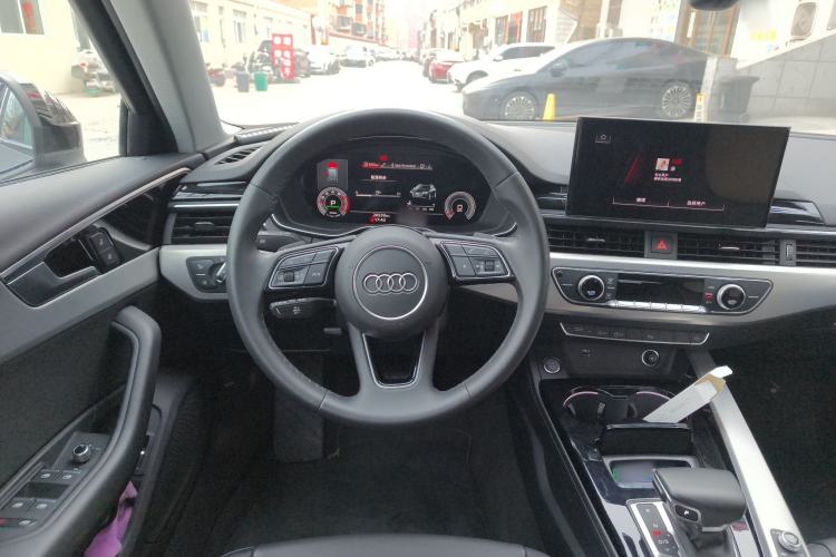Used Audi A4 2024 Avant 40 TFSI Fashion Sport Model Steering Wheel