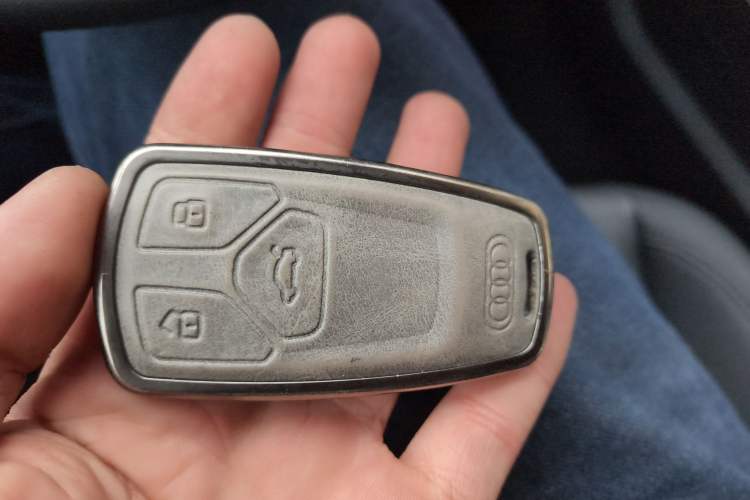 Used Audi A4 2024 Avant 40 TFSI Fashion Sport Model Vehicle Key