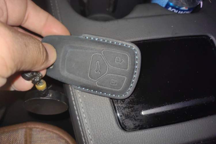 Used Audi A4 2024 allroad quattro 45 TFSI Vehicle Key