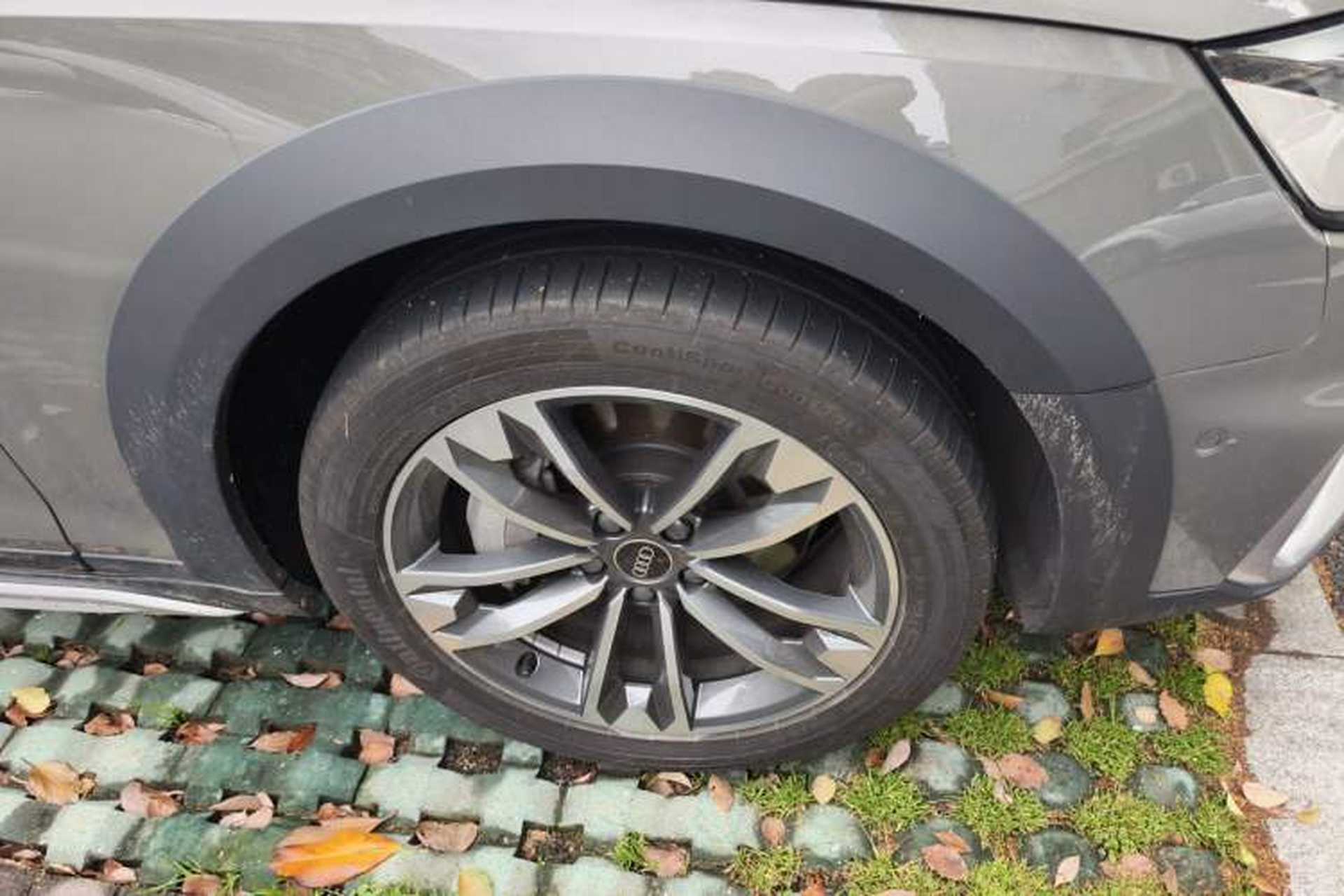 Used Audi A4 2024 allroad quattro 45 TFSI Right Front Wheel Hub