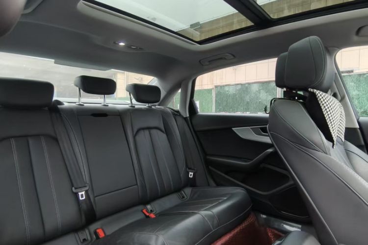 Used Audi A4L 2020 40 TFSI Fashion Dynamic Model Interior 2