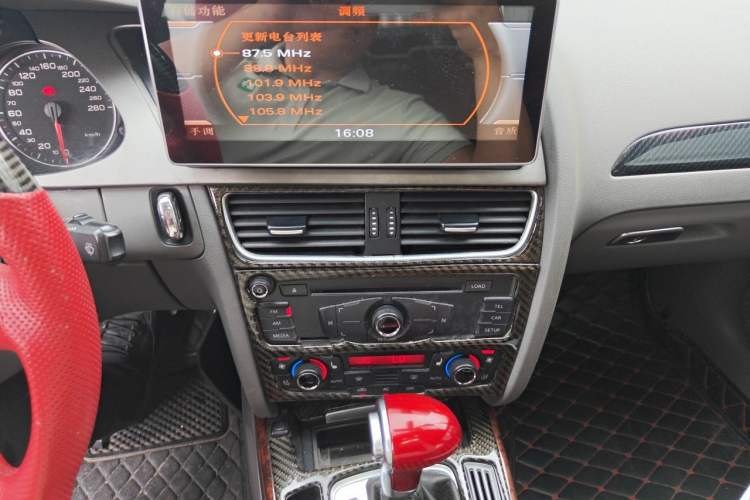 Used Audi A4L 2009 2.0 TFSI Technology Edition Audio And AC Panel