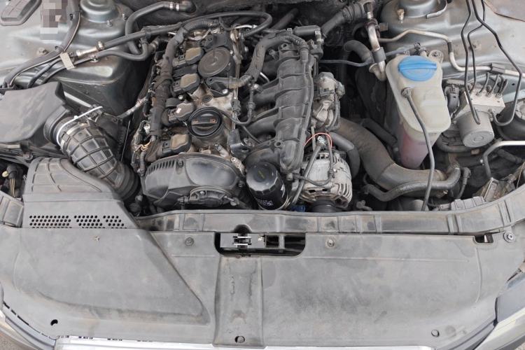 Used Audi A4L 2009 2.0 TFSI Technology Edition Engine Bay