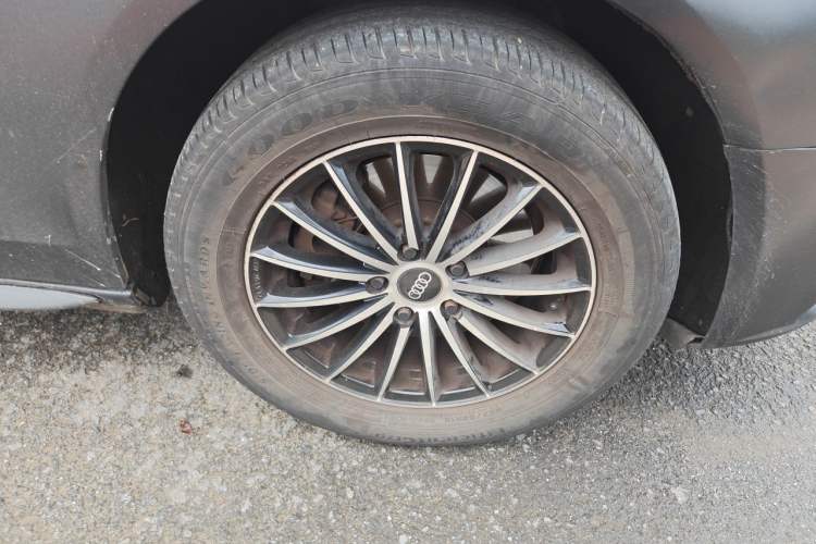 Used Audi A4L 2009 2.0 TFSI Technology Edition Right Front Wheel Hub