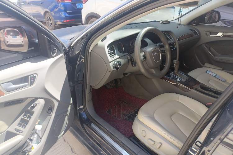 Used Audi A4L 2009 2.0 TFSI Luxury Model Driver Seat