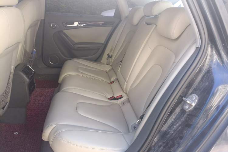 Used Audi A4L 2009 2.0 TFSI Luxury Model Left Rear Seat