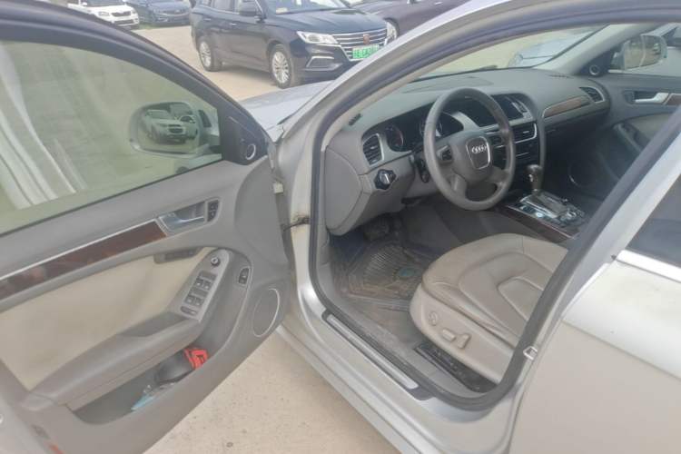Used Audi A4L 2009 2.0 TFSI Standard Model Driver Seat