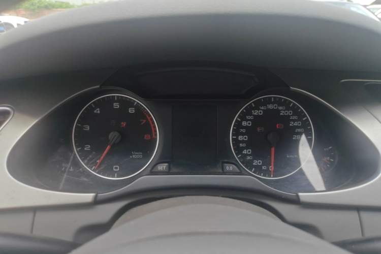 Used Audi A4L 2009 2.0 TFSI Standard Model Instrument Cluster