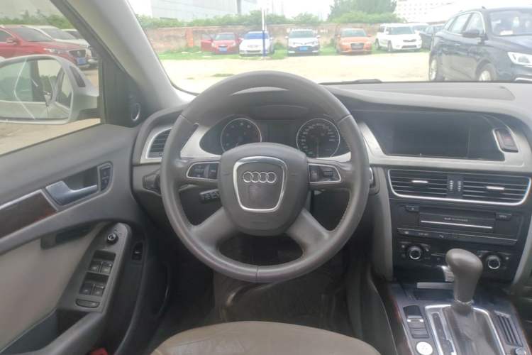 Used Audi A4L 2009 2.0 TFSI Standard Model Steering Wheel