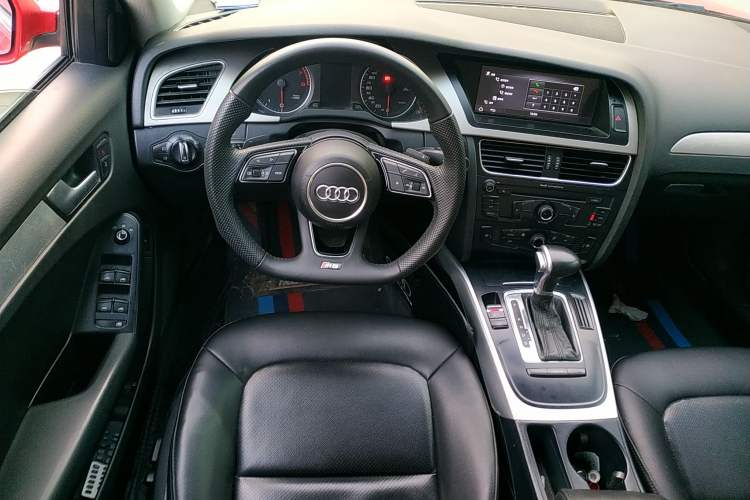 Used Audi A4L 2009 2.0 TFSI Standard Model Steering Wheel