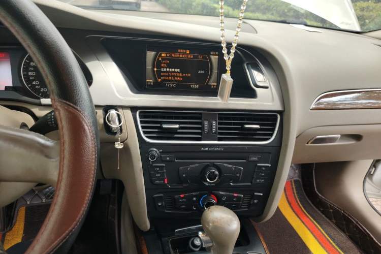Used Audi A4L 2009 2.0 TFSI Comfort Model Audio And AC Panel