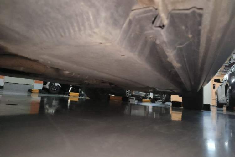 Used Audi A4L 2009 2.0 TFSI Standard Model Chassis Front Left