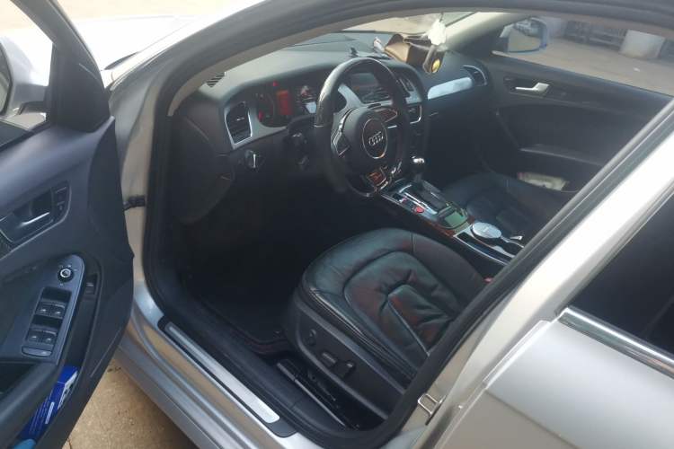 Used Audi A4L 2009 2.0 TFSI Luxury Model Driver Seat
