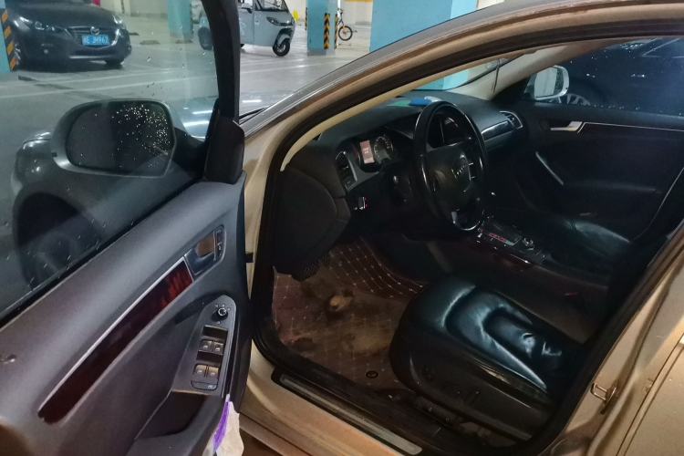 Used Audi A4L 2009 2.0 TFSI Technology Edition Driver Seat