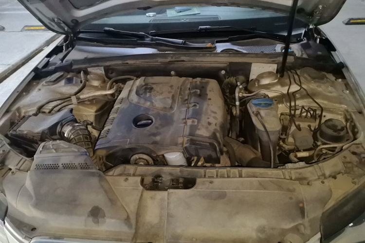 Used Audi A4L 2009 2.0 TFSI Technology Edition Engine Bay