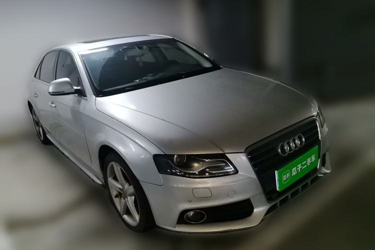 Used Audi A4L 2009 2.0 TFSI Technology Edition Front Right 45 Deg