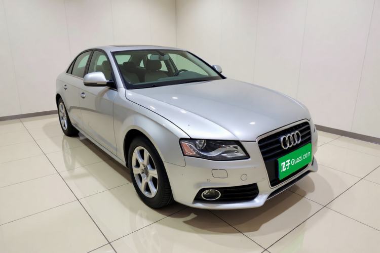 Used Audi A4L 2009 2.0 TFSI Technology Edition Front Right 45 Deg
