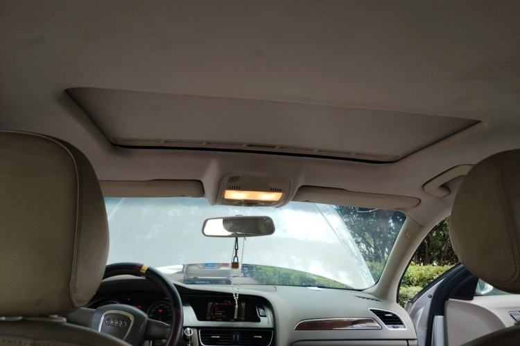 Used Audi A4L 2009 2.0 TFSI Comfort Model Headliner