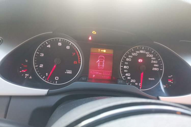 Used Audi A4L 2009 2.0 TFSI Luxury Model Instrument Cluster