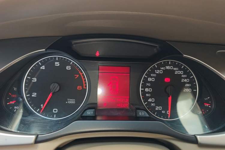 Used Audi A4L 2009 2.0 TFSI Comfort Model Instrument Cluster