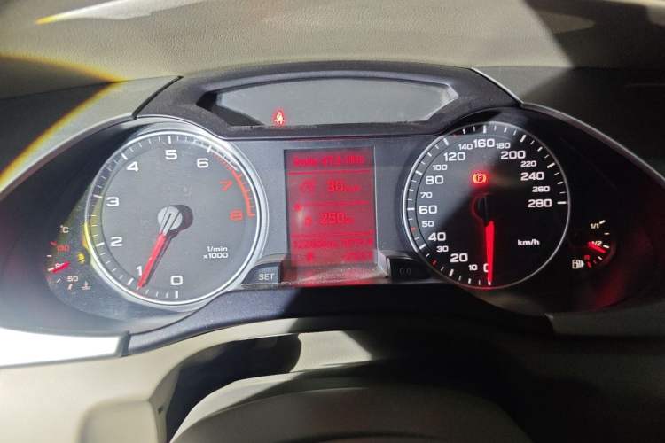 Used Audi A4L 2009 2.0 TFSI Technology Edition Instrument Cluster