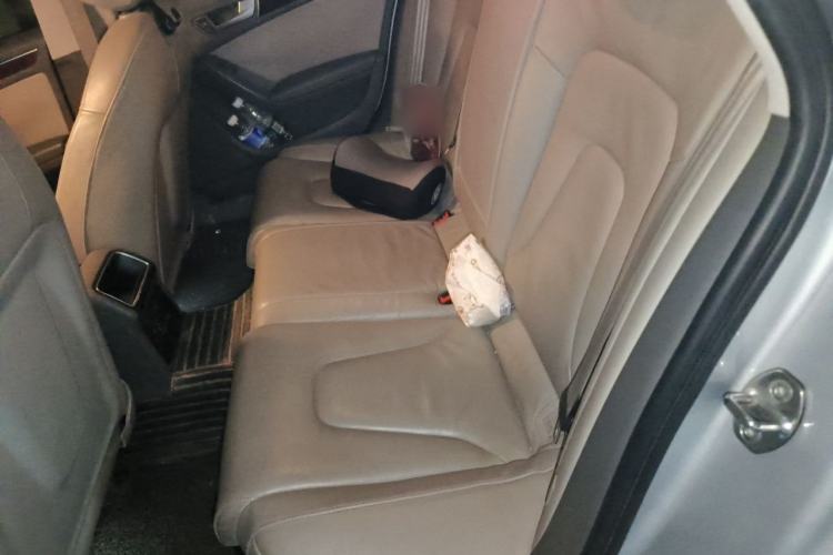 Used Audi A4L 2009 2.0 TFSI Standard Model Left Rear Seat