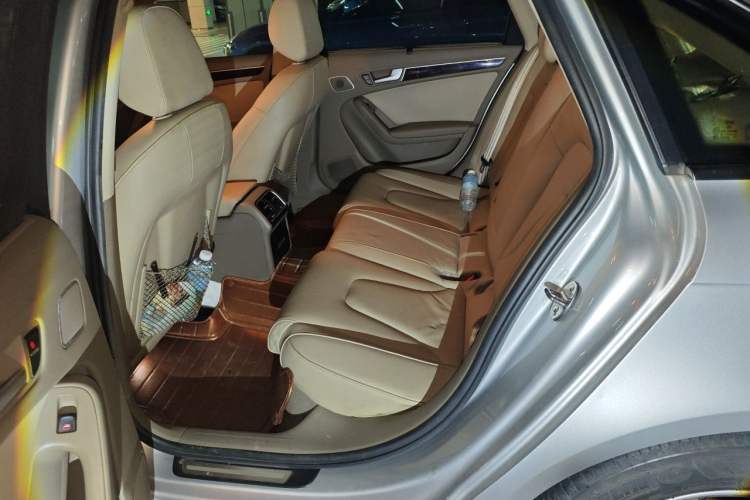 Used Audi A4L 2009 2.0 TFSI Technology Edition Left Rear Seat