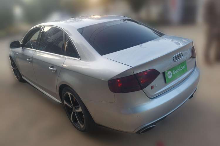 Used Audi A4L 2009 2.0 TFSI Luxury Model Rear Left 45 Deg